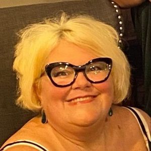 Meet your Posher, Kelli